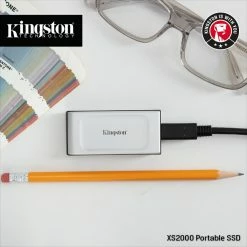 Kingston XS2000 Portable SSD 2 TB, Externe SSD (silber/schwarz, USB-C 3.2 Gen 2x2 (20 Gbit/s)) -SSD Festplatten Verkäufe Kingston XS2000 Portable SSD 2 TB Externe SSD@@1780570 4